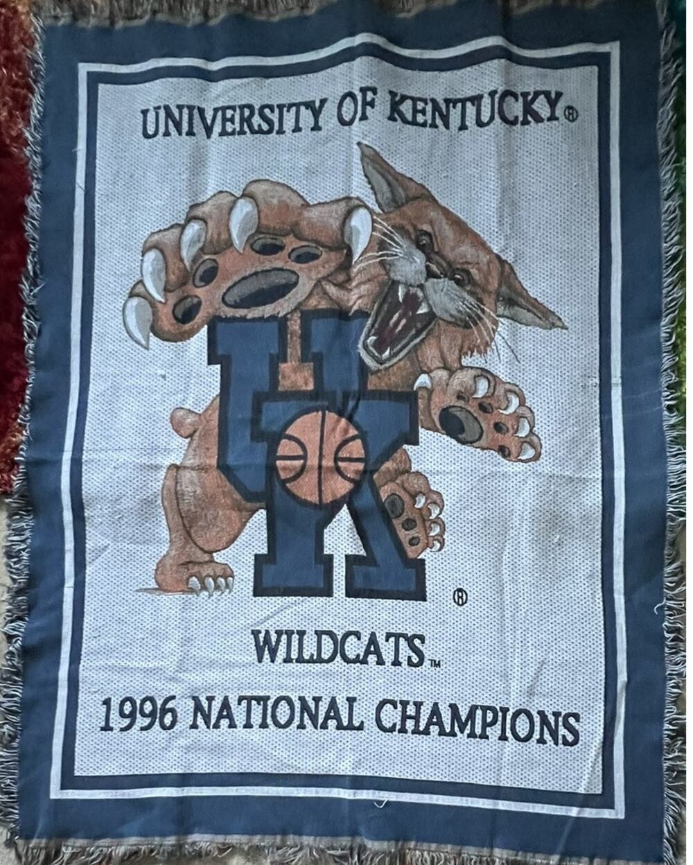 University of Kentucky tapestry blanket 1996 National Champs 48 x 64" lg